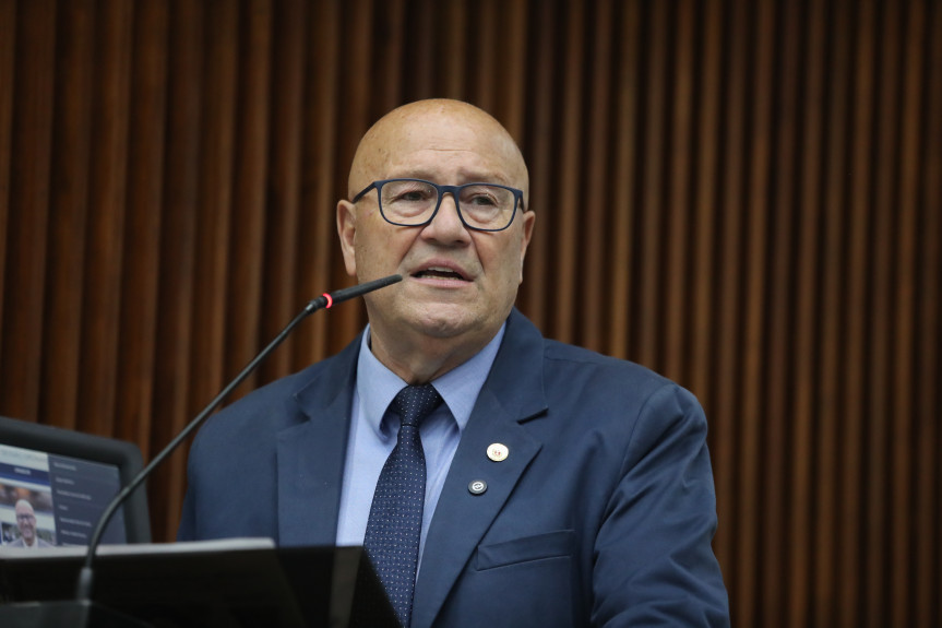 Deputado Luiz Claudio Romanelli (PSD) é presidente da Comissão de Orçamento da Casa.