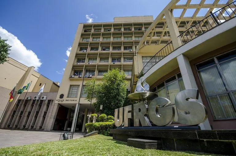 UFRGS divulga gabarito definitivo do Vestibular 2026