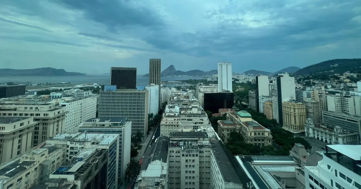Previsão de frente fria em SP: veja como fica o clima na virada do ano