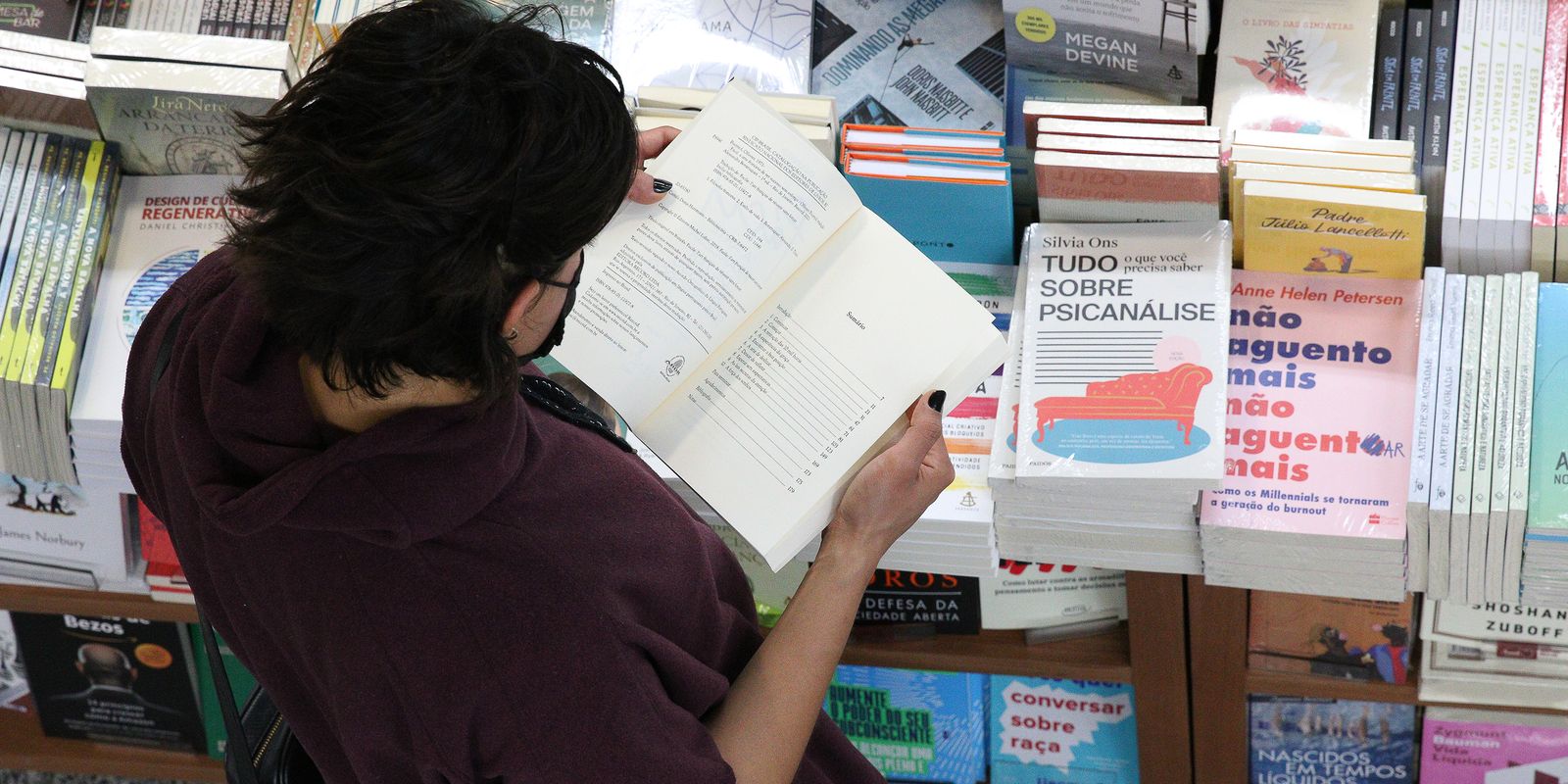 dia do livro sp rvrsa abr 2810212699.jpg