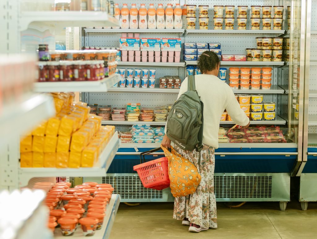 Armazém da Família informa produtos com preços fixos para o fim de ano e ofertas desta semana