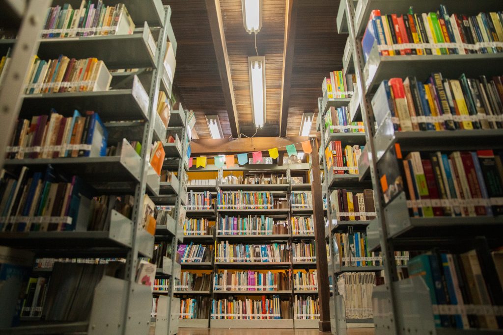 Bibliotecas municipais aceitam devolução de livros sem cobrança de multa até o dia 31 de janeiro