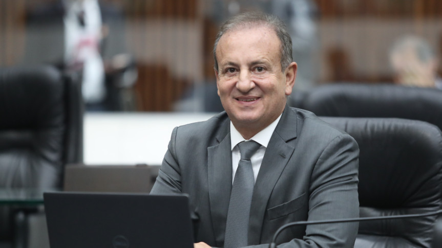Deputado Moacyr Fadel (PSD).