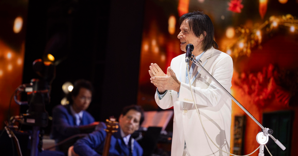 Roberto Carlos toma atitude para homenagear Erasmo Carlos em Especial