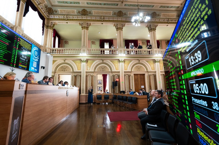 IPTU vai ficar mais caro em Curitiba a partir de 2026; veja como ficou o reajuste