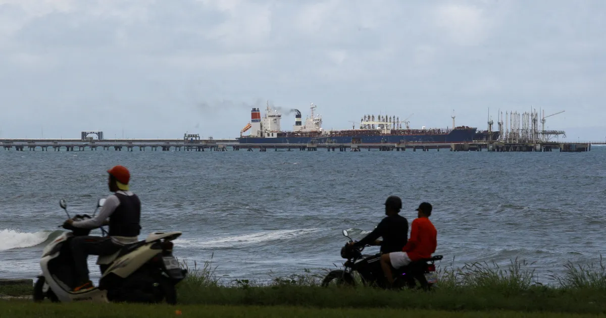 Petrolíferas internacionais pressionam por reformas na Venezuela