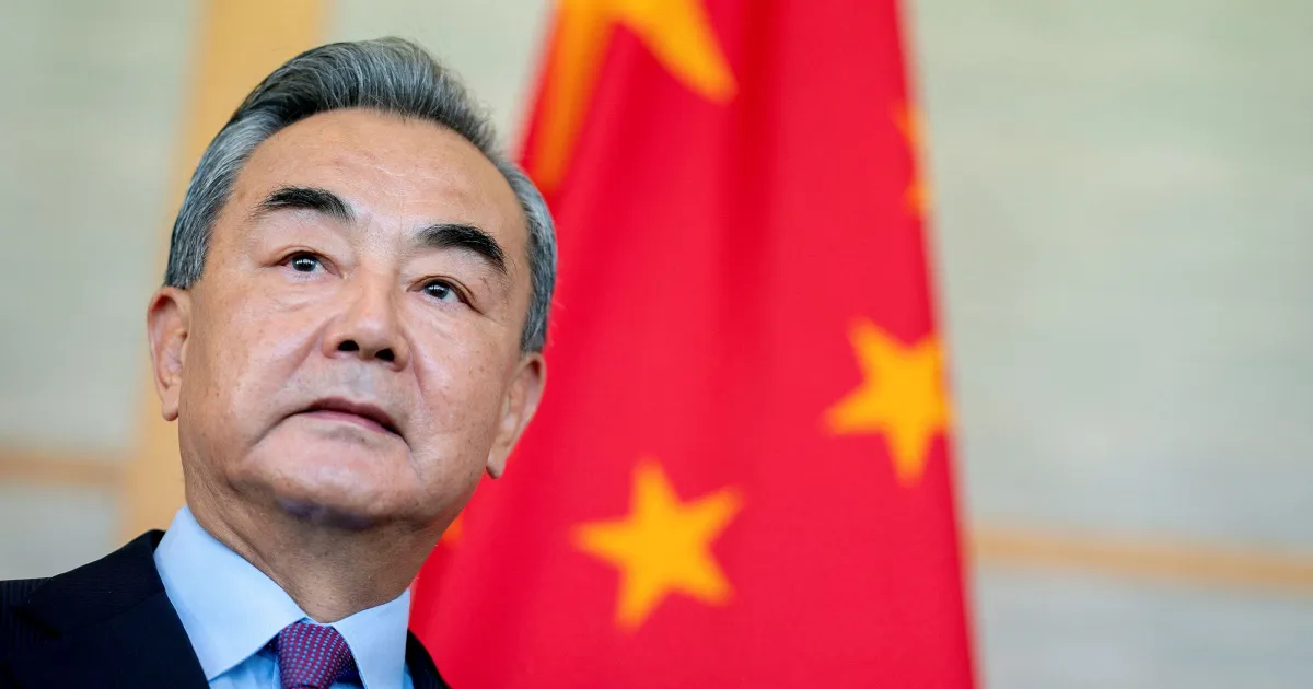 China se diz disposta a ter "papel construtivo" para diminuir tensão no Irã