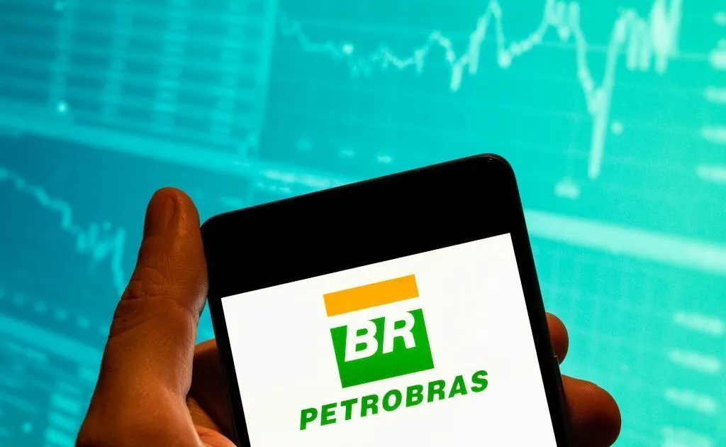 Ações de "blue chips" avançam em dia de maior apetite ao risco