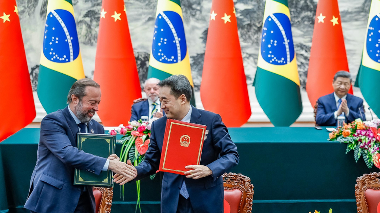 Na China, governo apresenta descobertas de lítio e terras raras