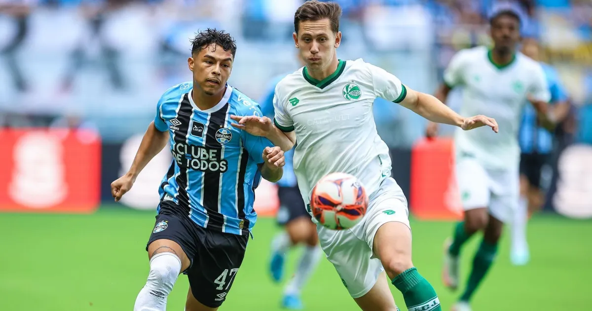 Com expulsões e gols no fim, Grêmio e Juventude empatam no Gauchão