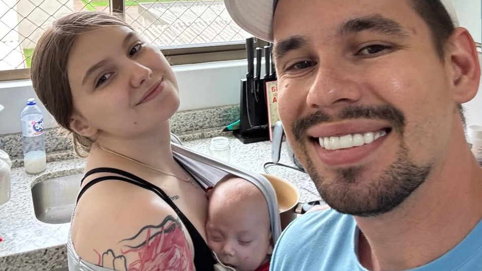 Marido mostra cinzas de Isabel Veloso: "Você virou raiz"
