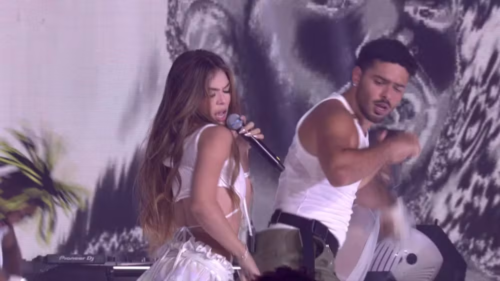 BBB 26: Melody faz participação surpresa no show de Pedro Sampaio; veja