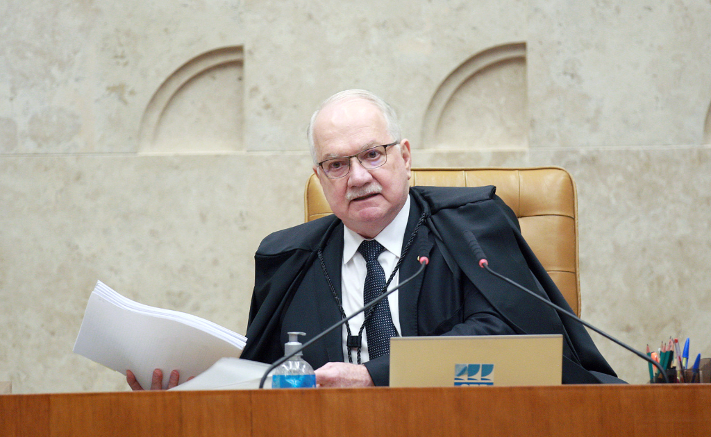 Penduricalhos: tema é “tormentoso” e exige diálogo, diz Fachin