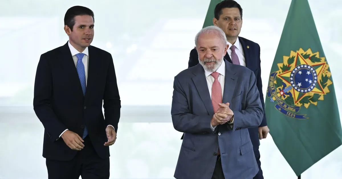 Lula tem uma semana para decidir sobre veto a penduricalhos do Legislativo