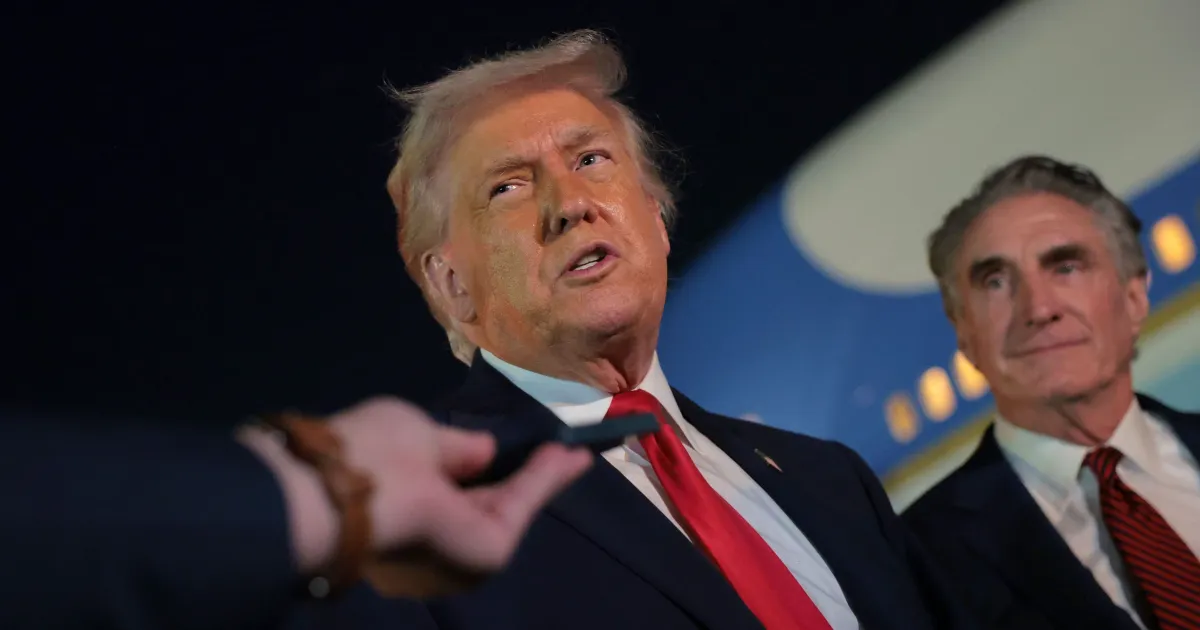 Trump diz que Índia vai comprar petróleo da Venezuela e não do Irã