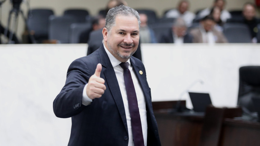 Deputado Gilson de Souza (PL).