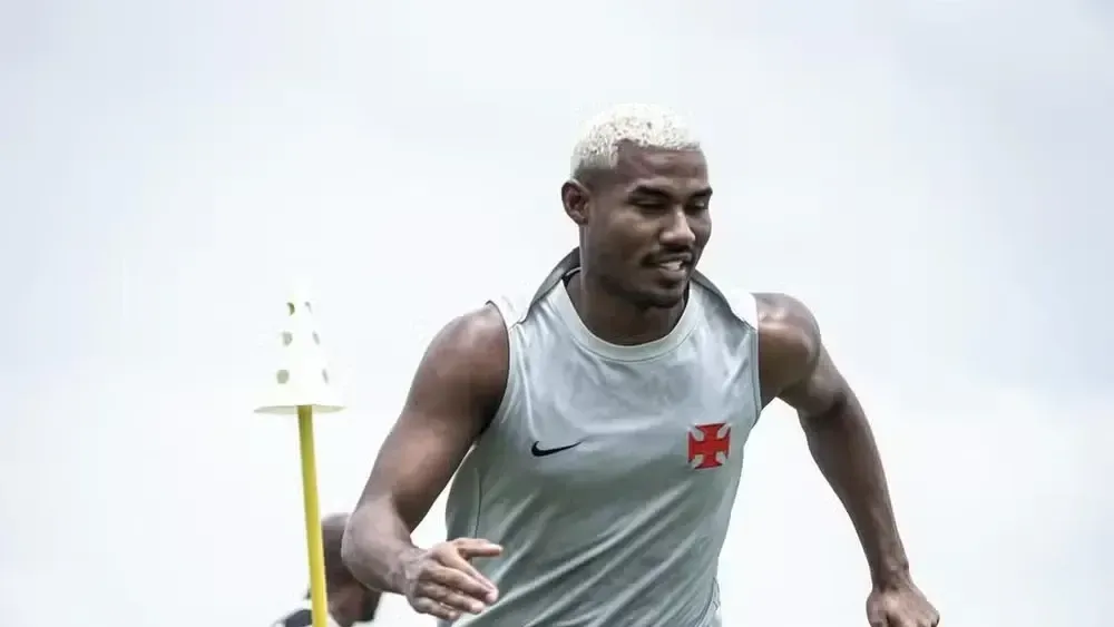Vasco não deve contar com reforço para o clássico contra o Fluminense