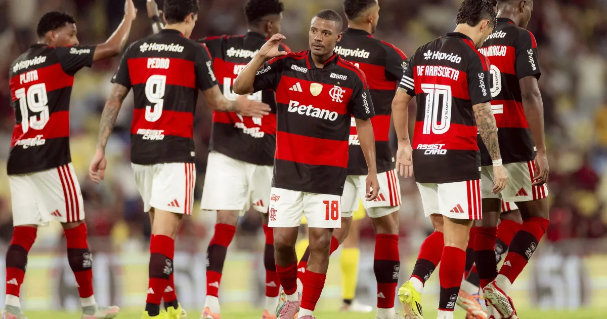 Flamengo vence Madureira com time misto e encaminha vaga à final no Carioca