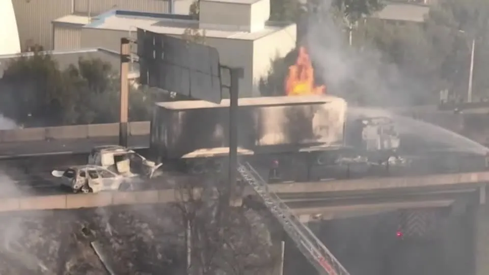 Explosão de caminhão na capital do Chile deixa quatro mortos e 17 feridos