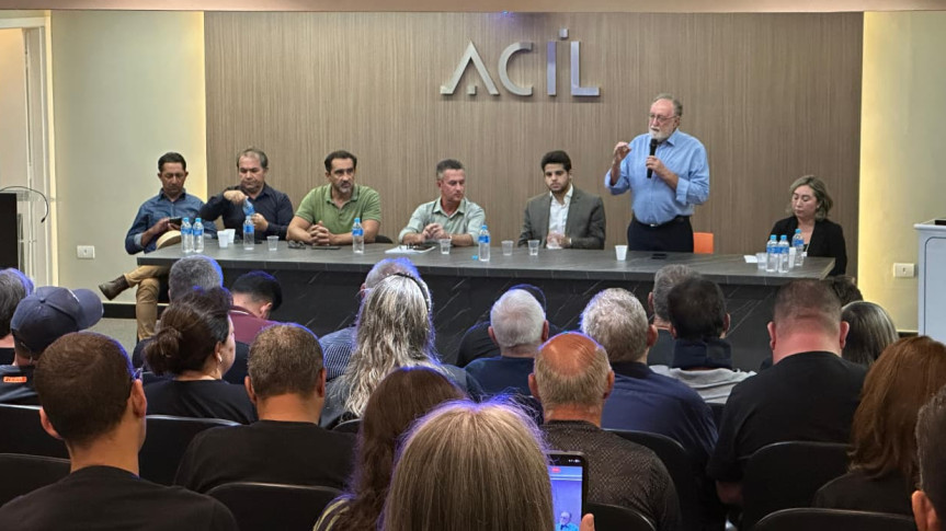 Deputado Tercilio Turini destaca trabalho da FANOPR em evento em Londrina.