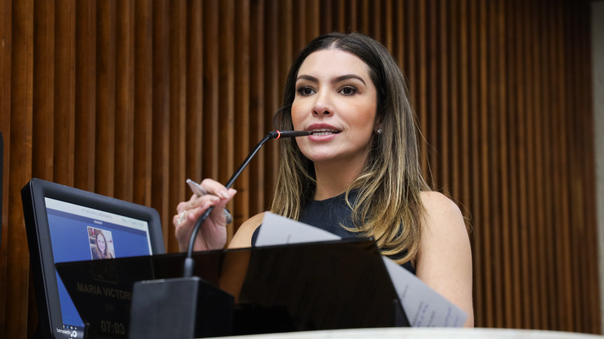 Deputada Maria Victoria (PP) durante pronunciamento no Plenário.