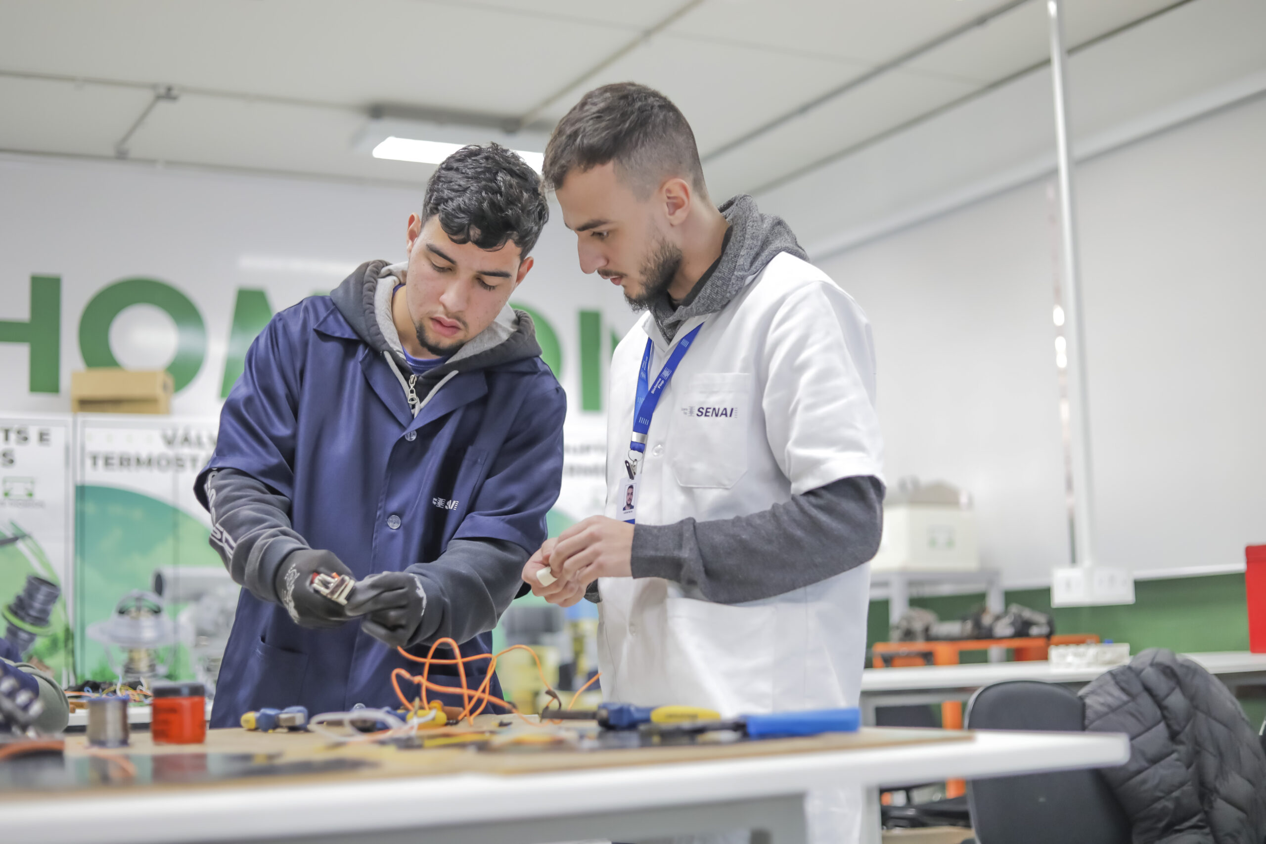 Senai Paraná encerra nesta quarta-feira inscrições para 4.442 vagas em cursos técnicos gratuitos