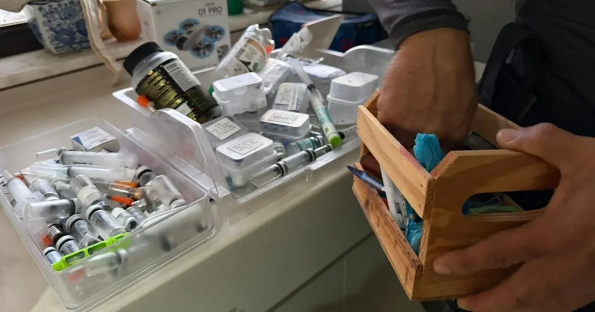 Operação contra venda irregular de canetas emagrecedoras prende 12 na BA