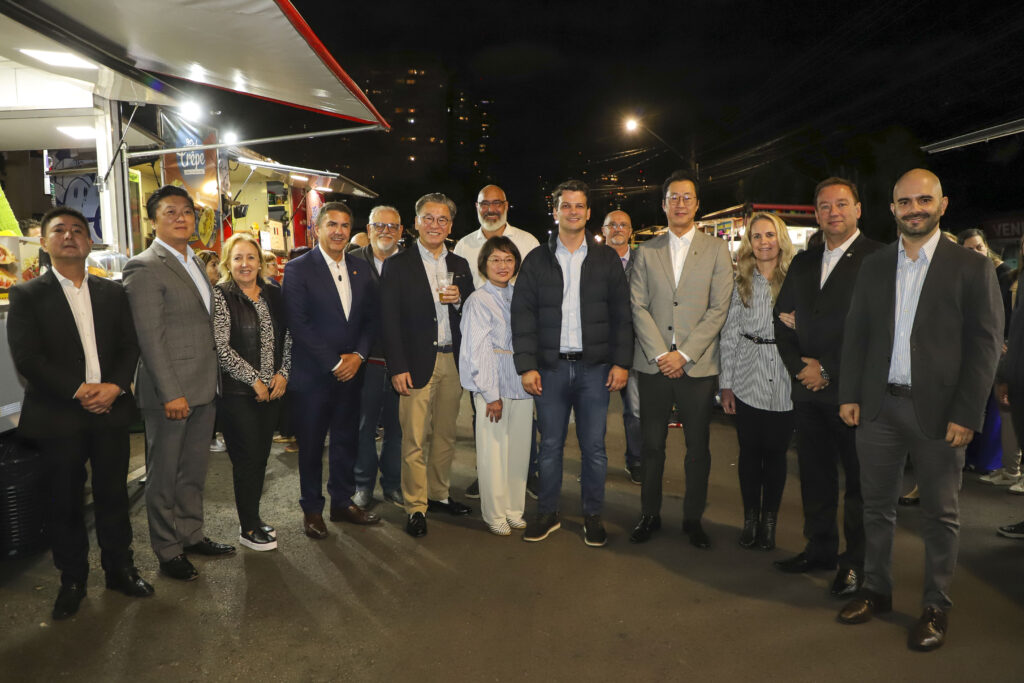 00554271 1 Feira Gastronômica das Nações amplia opções de lazer noturno em Curitiba