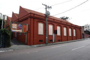 teatro 13 de maio jose maria santos cpc anderson tozatoseec01 Notícias de Curitiba e do Paraná | Busão Curitiba