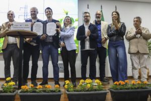 00569830 Notícias de Curitiba e do Paraná | Busão Curitiba