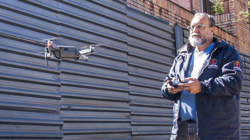 Workshop de drones para jovens em Curitiba