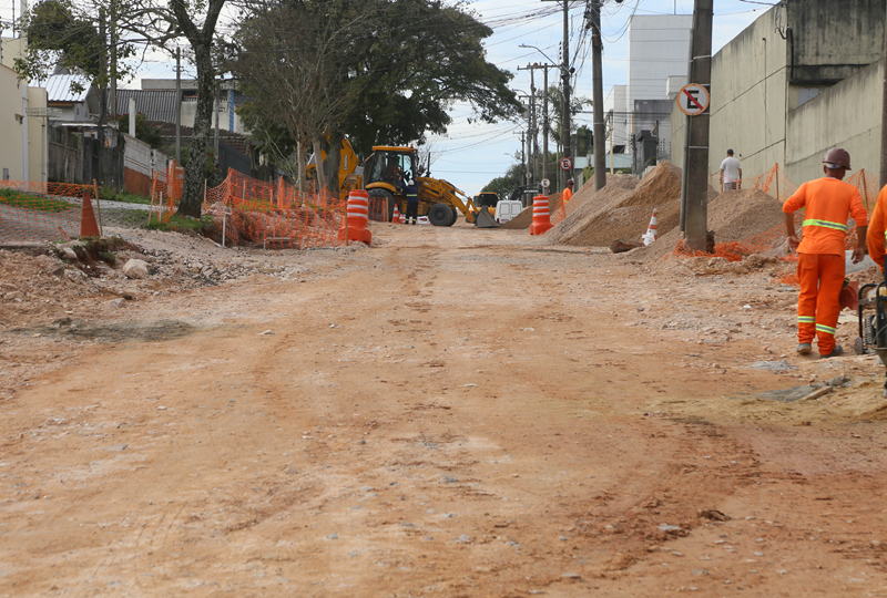 Obras na Rua Professora Rosa Saporski, Novo Inter 2