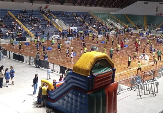 Festival Curitiba de Voleibol no Ginásio do Tarumã