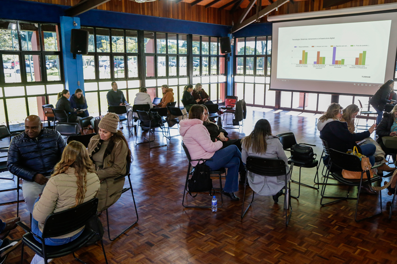 Gestores da Saúde de Curitiba concluem trilha do Programa de Desenvolvimento de Líderes