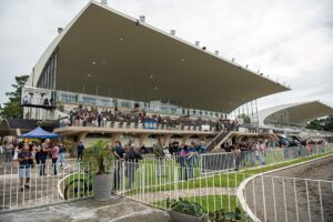 Jockey Tiradentes Notícias de Curitiba e do Paraná | Busão Curitiba