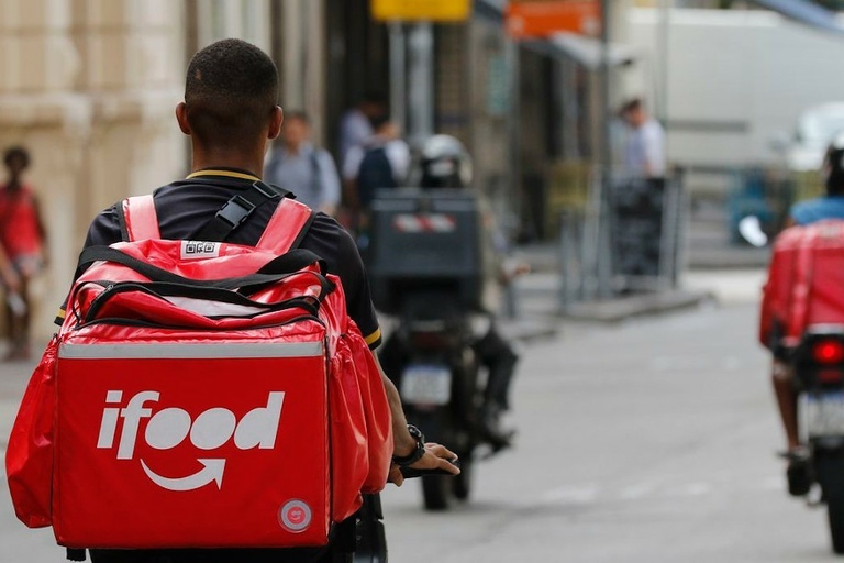 Câmara de Curitiba discute EPIs para entregadores