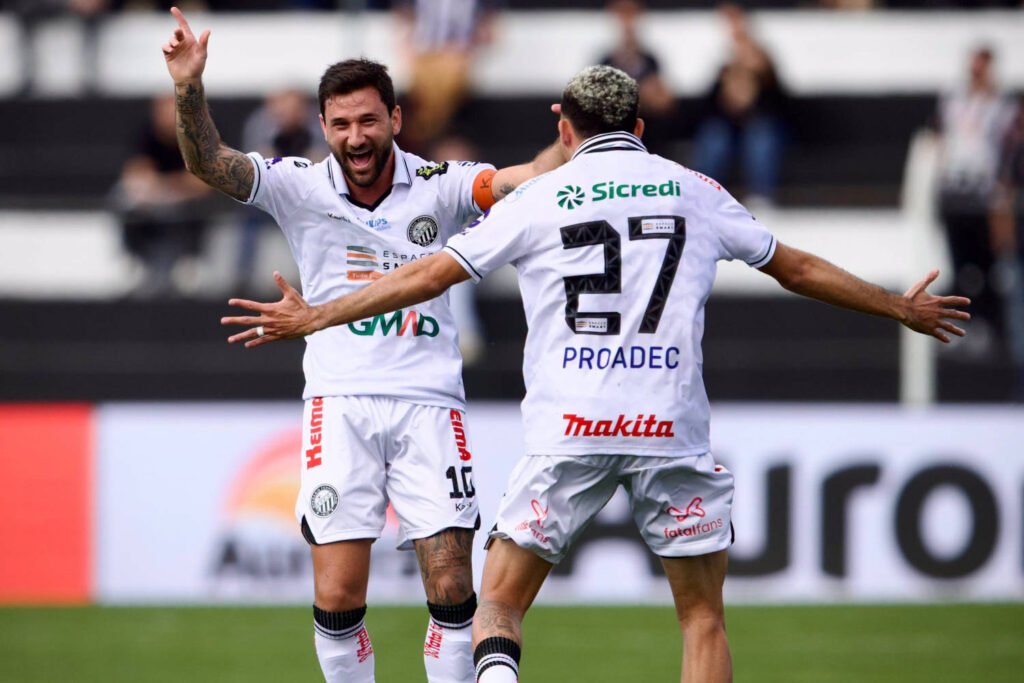 Notícias de Curitiba e do Paraná | Busão Curitiba 19 operario novorizonrtino brasileiro serie b 2026