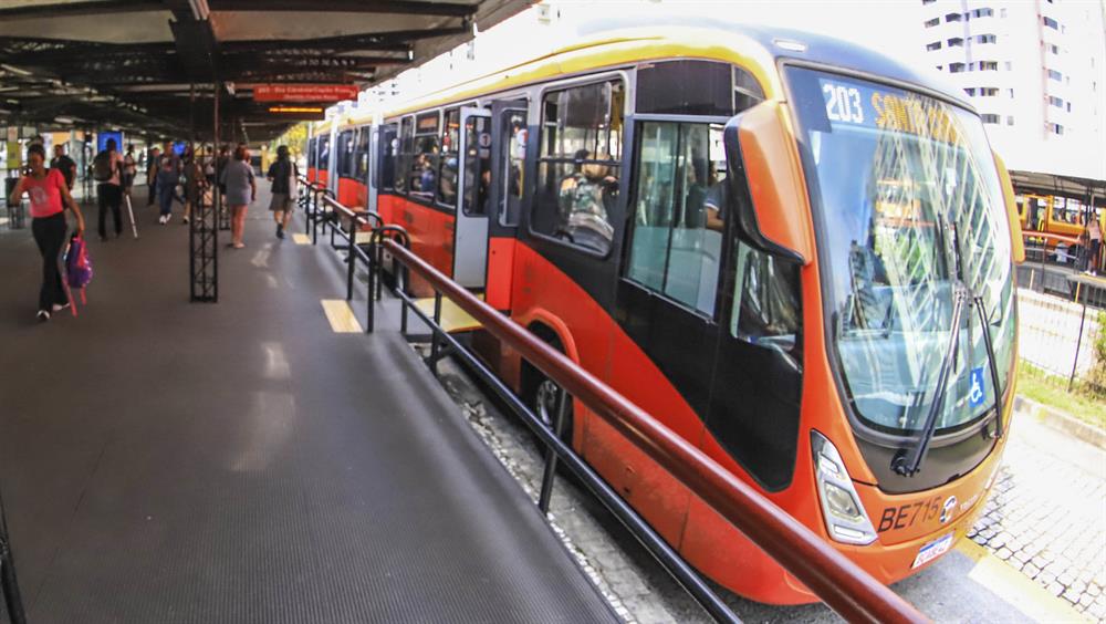 00588730 Notícias de Curitiba e do Paraná | Busão Curitiba